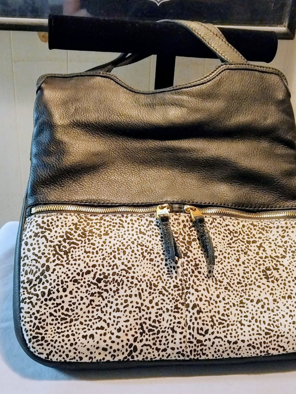 Fossil Erin Cowprint Fold Over Crossbody 14X11X4